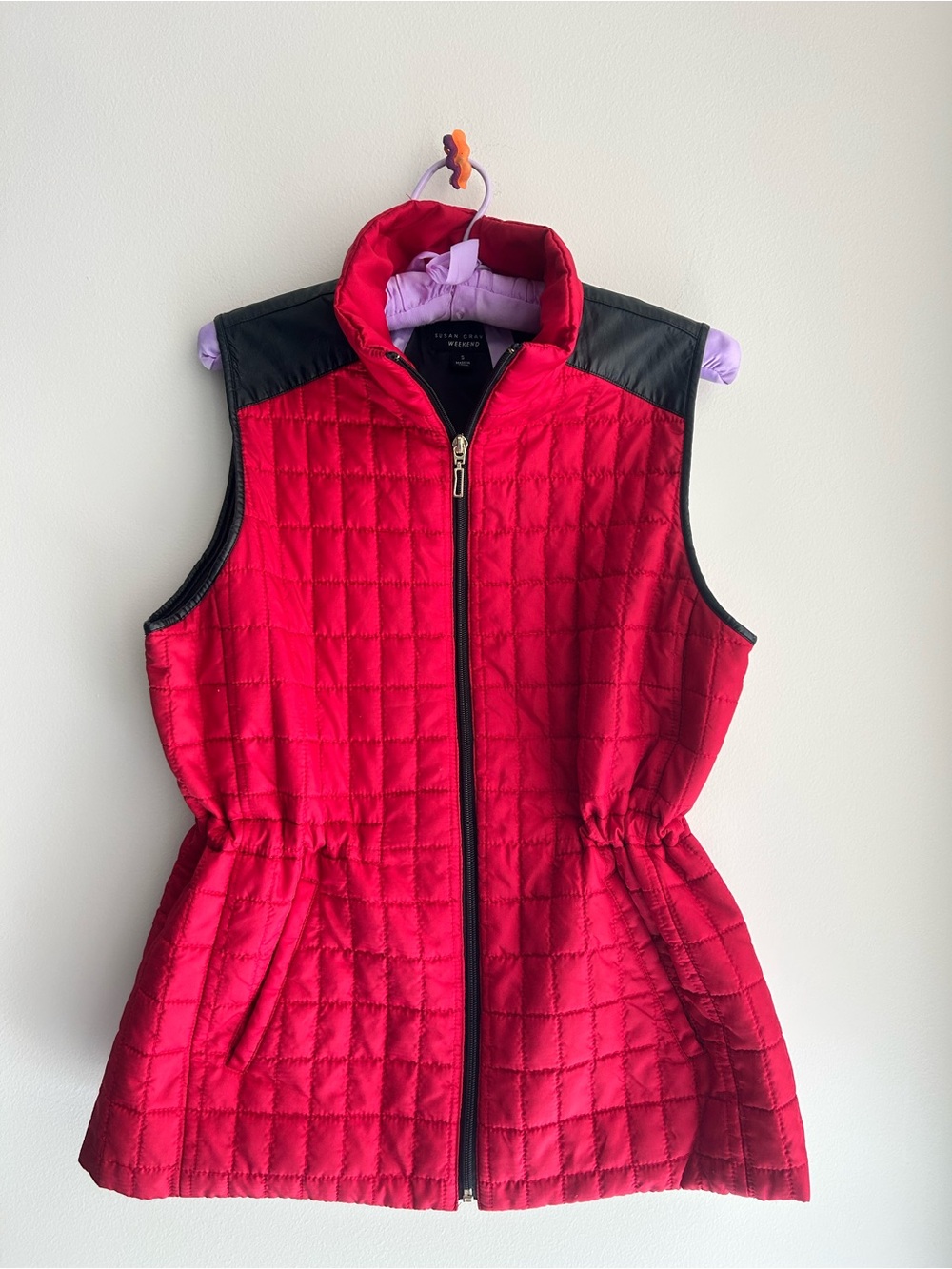 Re-Nylon Quilted Red Sleeveless Jacket